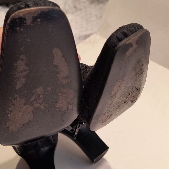 Coach Heels Women's - Picture 4 of 6